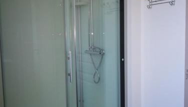 beau T2 lumineux 1er etage - Foto 5