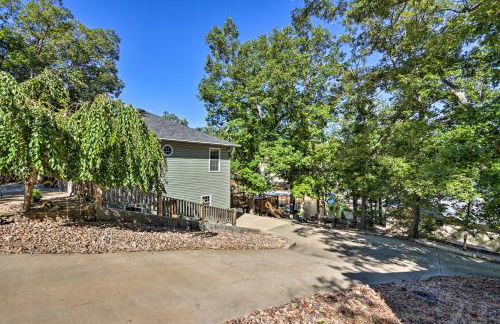 Dock and Jet Ski Slip Lakeside Sunrise Beach Home! - Foto 42