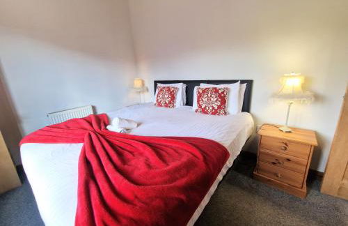 Cleish 7 With Private Hot Tub - Fife - Loch Leven - Lomond Hills - Pet Friendly - Photo 17