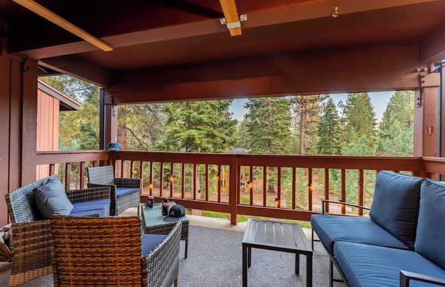 Walk to Lake, Dining+shops 5mins to Ski Resort Incline Paradise by Avantstay - Photo 34