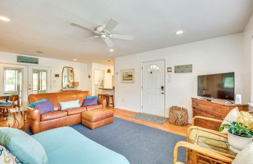 Oak Island Cottage Minutes to Long Beach! - Foto 4