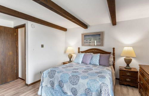 Lily Bay Lodge by Simple Life Rentals - Photo 46