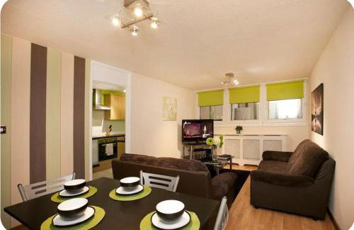 City Centre - Next to Hilton Hotel - Victoria Centre 2 Bedrooms Apartments - Close to Theatre Royal - in Victoria Centre Shopping Centre - 24 Hours Access - Parking Cars or Vans from Five Pounds a Day - Onsite Parking from Ten Pounds a Day - Foto 2