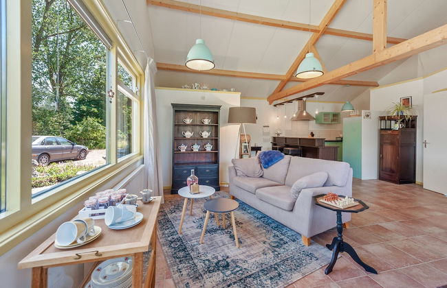 Enticing Holiday Home in Eastermar near Burgumer Mar Lake - Photo 9