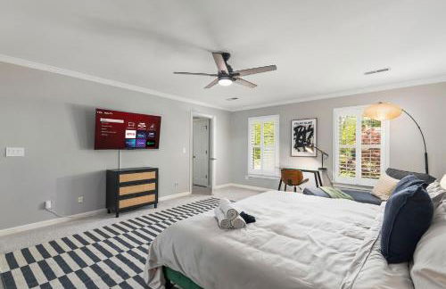 HotTub, FirePit, Basketball, 15 Min To Sedgefield - Photo 35