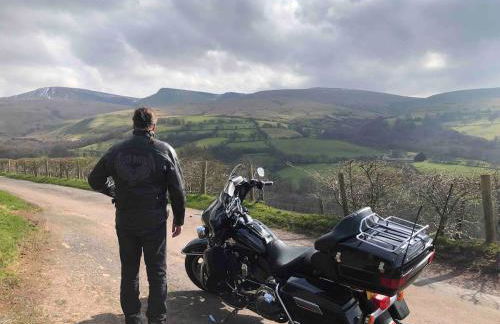 The Charcoal Hut woodland retreat - Foto 5