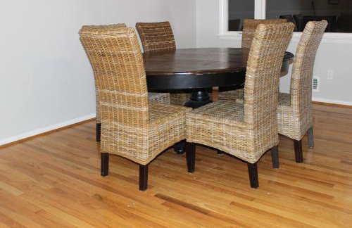 Private Upstairs Unit near Balt City John Hopkins - Foto 23