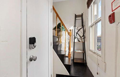 Chic 1-BR Loft Nestled Between Dupont & Logan - Foto 12