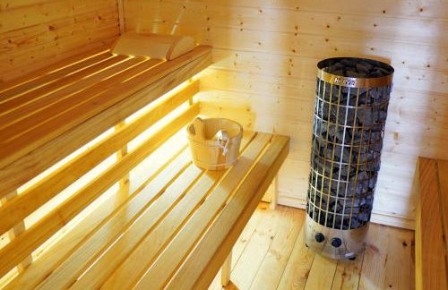 DOMEK Z SAUNĄ i JACUZZI NAD JEZIOREM BORY TUCHOLSKIE - Foto 4