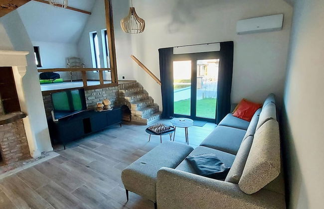 Luxurious Villa in a Residential Location - Foto 13