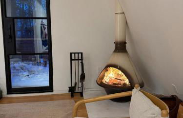 Modern A-Frame Catskills Hot Tub & Fireplace - Foto 63