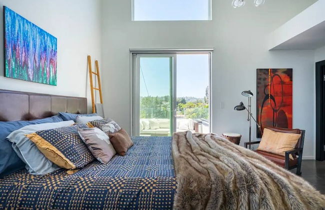 Troy Dr - Sleek & Modern Hollywood Hills Home With Stunning Views - Foto 14