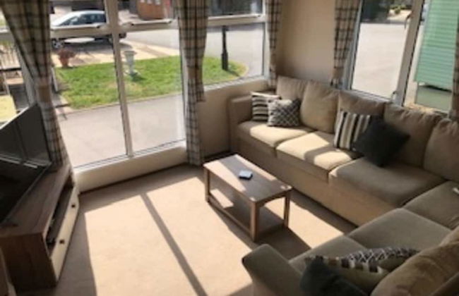 Beautiful 2-bed Caravan in Stratford-upon-avon - Foto 1