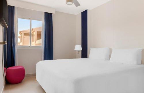 Los Amigos Beach Club - Photo 36