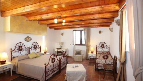 Serravalle Relais & Country Villa with private pool - Esclusive use - Foto 5