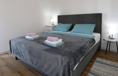 Apolo Apartments - Pool & Garden Retreat - Foto 15