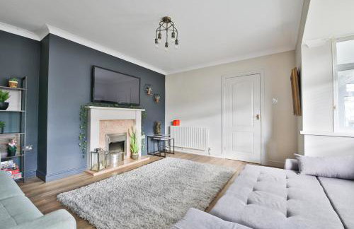 Spacious & Modern Triple-Story Cardiff Home with Pool Table - Foto 10