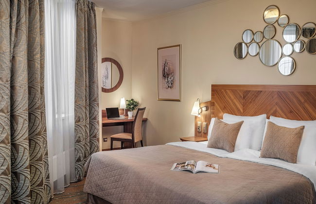 Crown Palace Apartments by Adrez - Foto 13