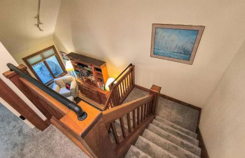 Saltbox 12F - Photo 36