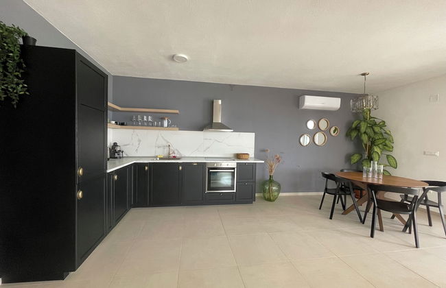 Exclusive Seafront Suites with hot tub - Foto 28