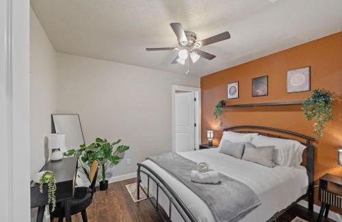 Botanical Oasis near Riverwalk - Sleeps 12 - Foto 18