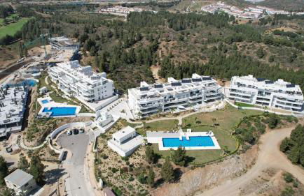 Wonderful, excellent new 4-bed apartment near Málaga with indoor and outdoor swimmimg pools, gym and sauna facilities - Photo 27