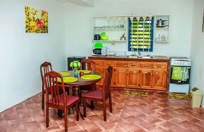 Sunshine Lodge- Your Home Away From Home - Foto 18