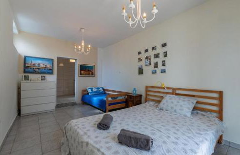 Nice Apartment In Novalja With Kitchen - Photo 3