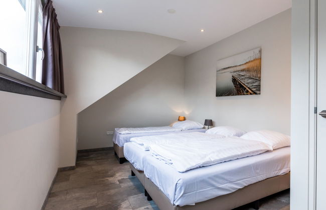 6 bedroom House in Bemelen with swimming pool and garden - Photo 9