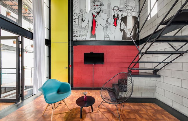 Cozy Loft with Balcony - Foto 23