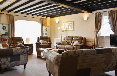 Green Acre Cottage - Photo 3