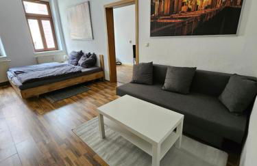 FERIENWOHNUNG 50m2 APARTMENT in ZITTAUER STADTZENTRUM INNENSTADT INNENRING TOP LAGE - WOHNEN AUF ZEIT IN ZITTAU - 1 RAUM WOHNUNG - Foto 9