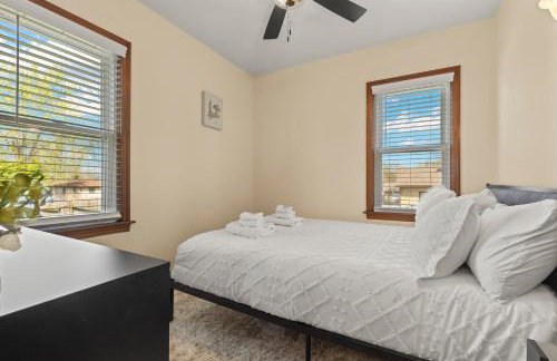 The Gilded Cottage Entire Home - Foto 16