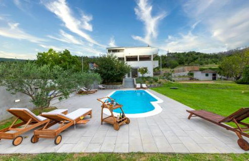 Villa Ume - heated pool, sauna, volleyball court - Photo 13