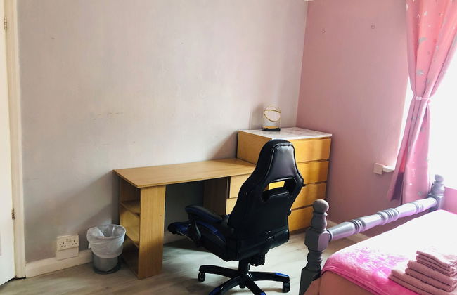 Lovely 3-bed Charming Apartment in Portsmouth - Foto 7