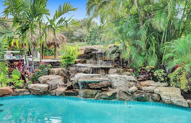 New Waterfront Oasis, Minutes to Beach, Eats, Shops - Foto 23