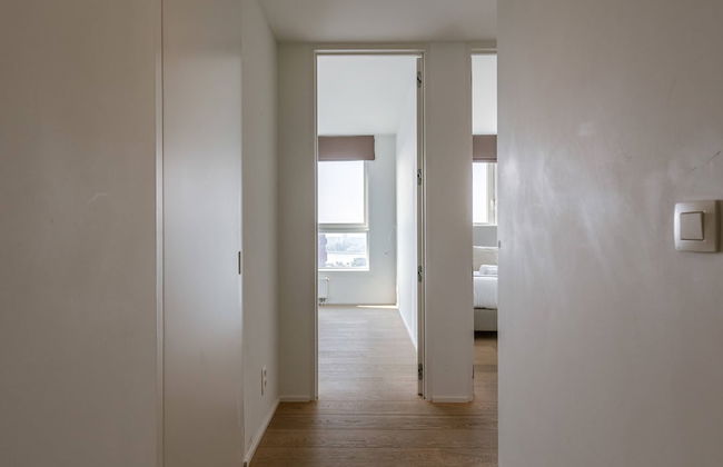 Modern Antwerp Apartment With City Views 2 Bedrooms - Photo 18