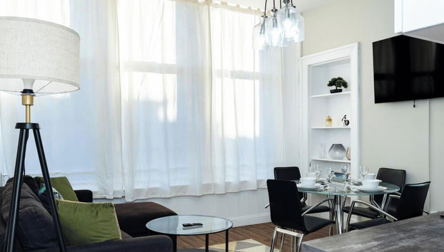 GreenStar Apartments - Photo 2, Room