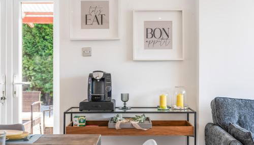 Long-Stay, Contractors & Re-locators 3BR Bungalow NG13, Parking, Sleeps 6 - Foto 5