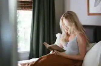 The Hillside Retreat - Cozy container home with Hot tub and Fire pit - Photo 9