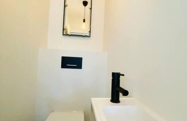 3 bedrooms in Center Terrace & Parking - Photo 21