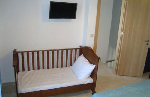 “Theeporto” Maisonette with pool - Photo 62