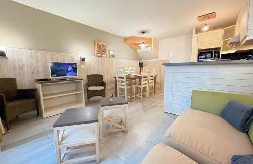 Cottage avec Parking gratuit - piscine et jeux - Foto 25