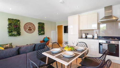 Modern 2 Bedroom 2 Bathroom Apartment With Balcony Near Shoreditch Sleeps 6 - Foto 2, stove, heating
