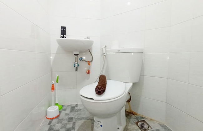 Homey And Cozy Living Studio Amartha View Apartment - Foto 13