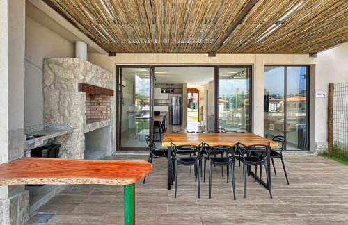 Casa em Condomínio Clube - Ar condicionado - Piscina - Foto 24