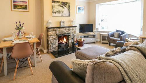 10 Old School Close - Photo 3