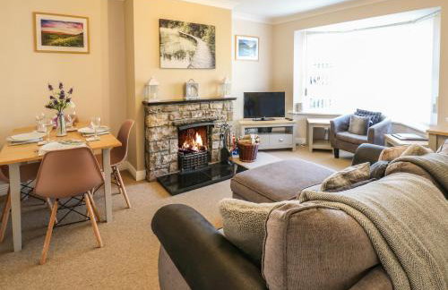 10 Old School Close - Photo 3