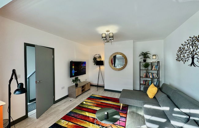 Sandringham House Serene Escape Cottage - Photo 30