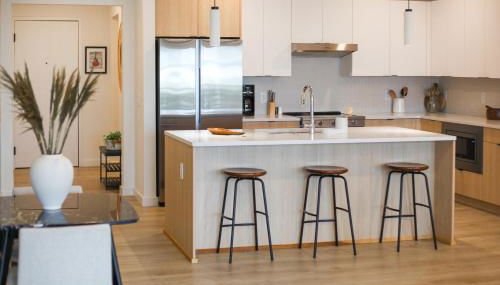 Skyline Nights in Downtown Nashville Walk to Broadway with Pool and Gym - Foto 4